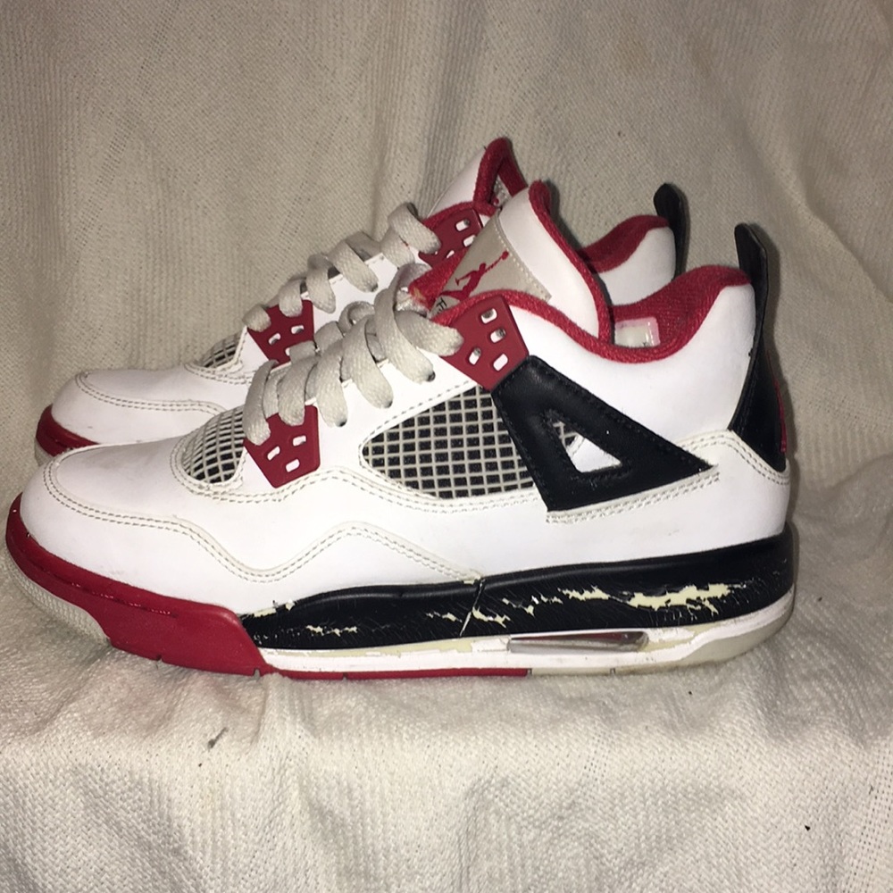 Air Jordan 4’s